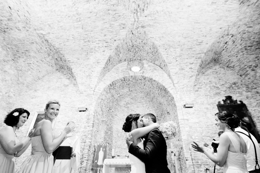 Photos de mariage AV et R - Mas de Baumes - Elena Fleutiaux, photographe de mariage à Toulouse - AVbrunch079